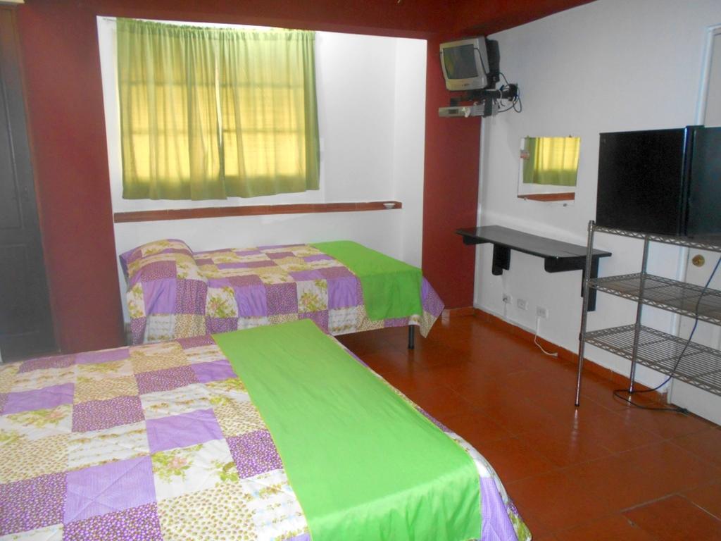 Hostal Condo-Parque 聖多明哥 外观 照片