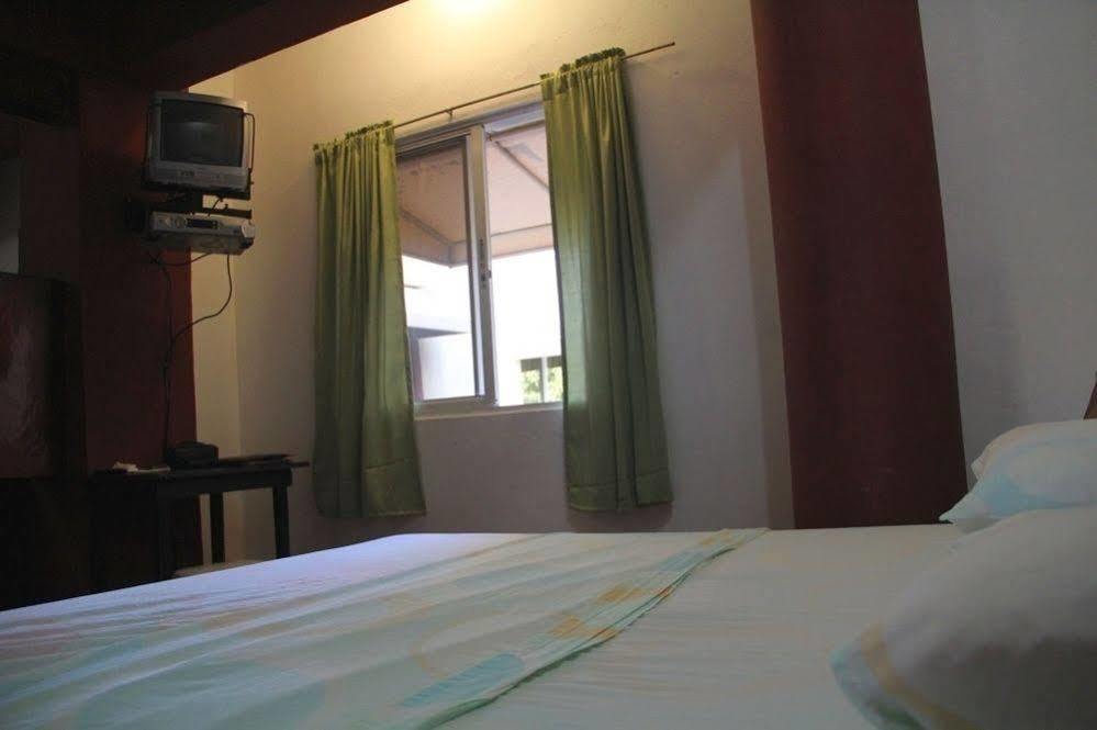 Hostal Condo-Parque 聖多明哥 外观 照片