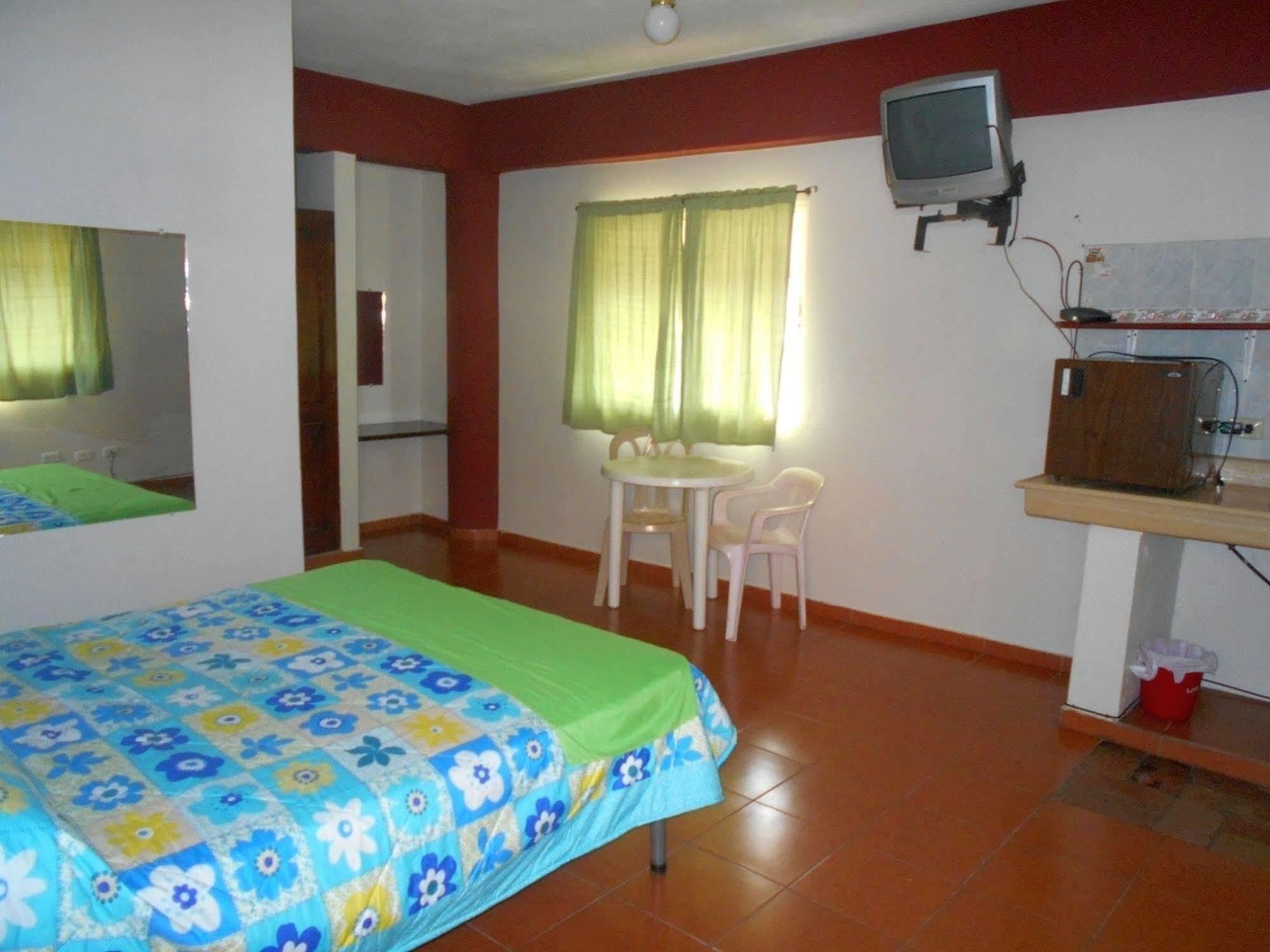 Hostal Condo-Parque 聖多明哥 外观 照片