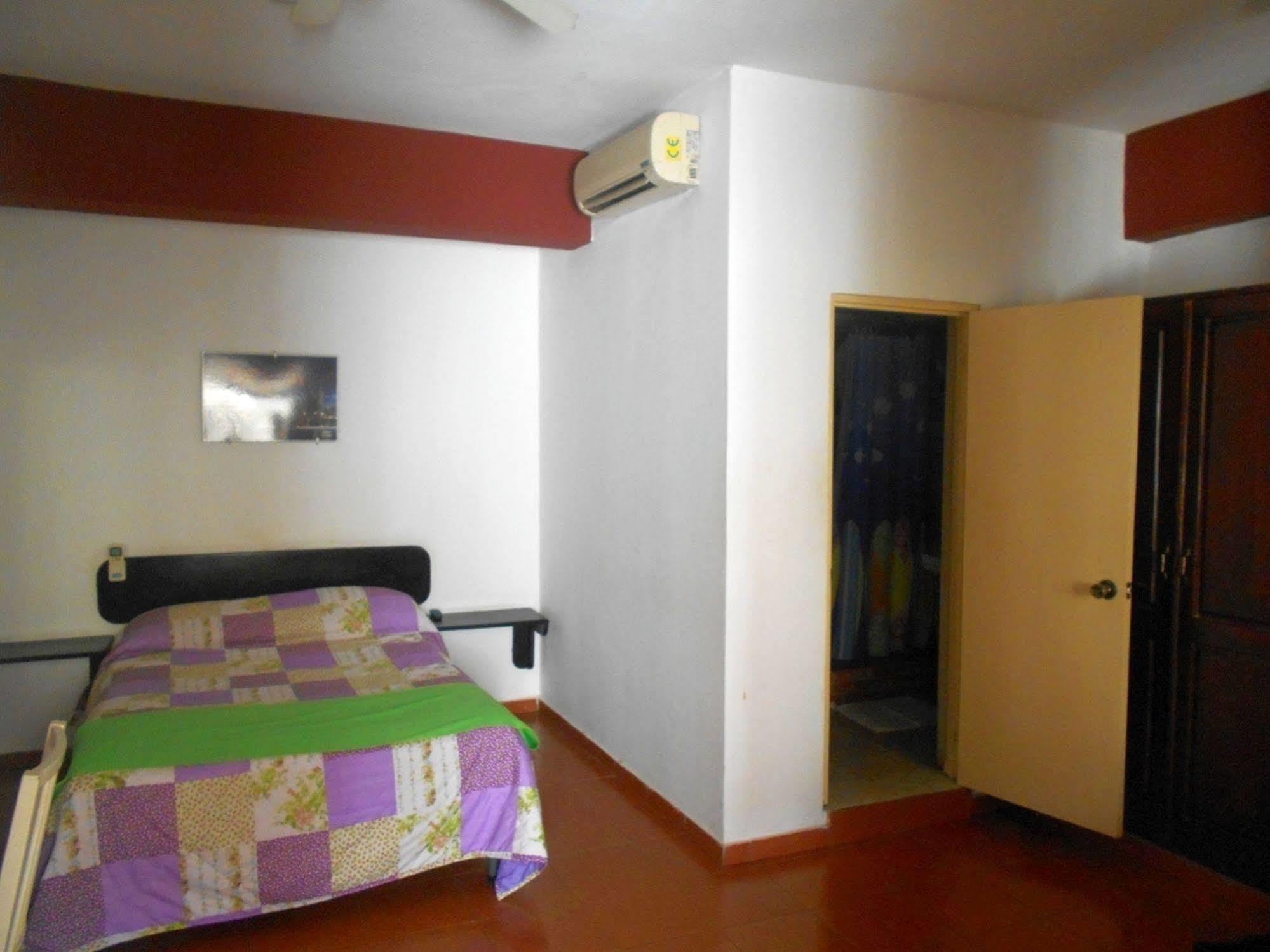 Hostal Condo-Parque 聖多明哥 外观 照片